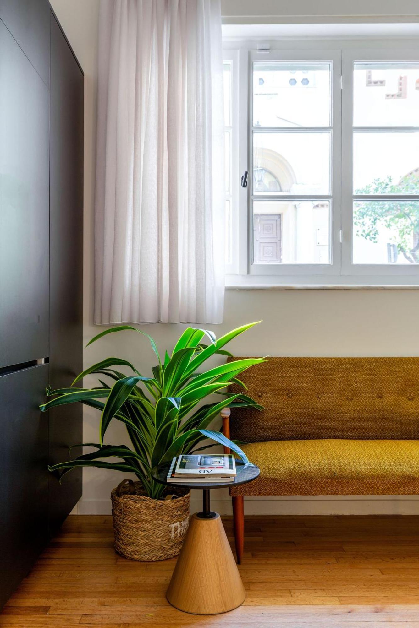 The Met By Zoia Living Apartment Атина Екстериор снимка